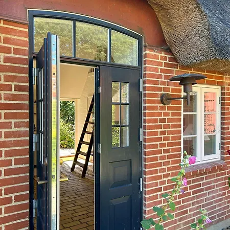 Idyllic House By Mosso بيت للعطل